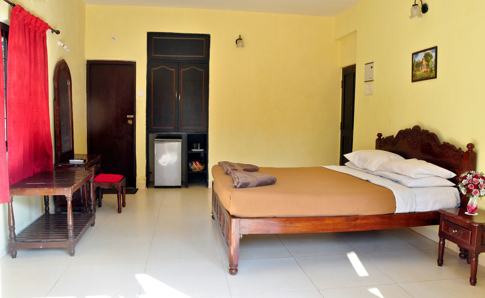 Marina Bay Beach Resort Candolim Dış mekan fotoğraf